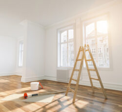 Room,in,renovation,in,elegant,apartment,for,relocation,with,paint